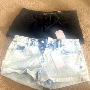 Women’s Jean shorts.
